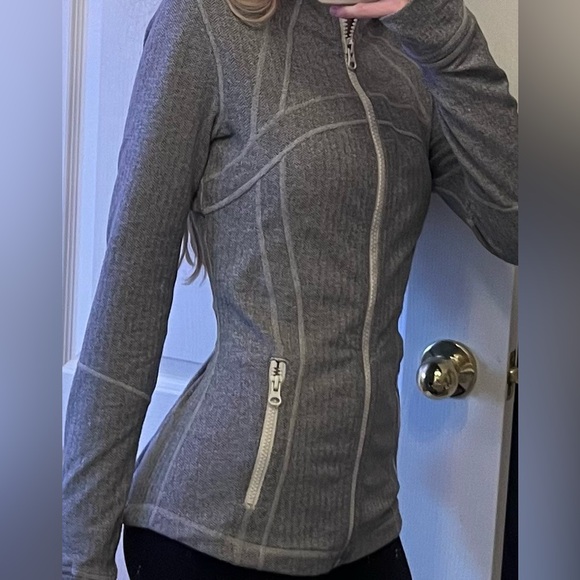 Vintage Lululemon define jacket - Picture 5 of 6